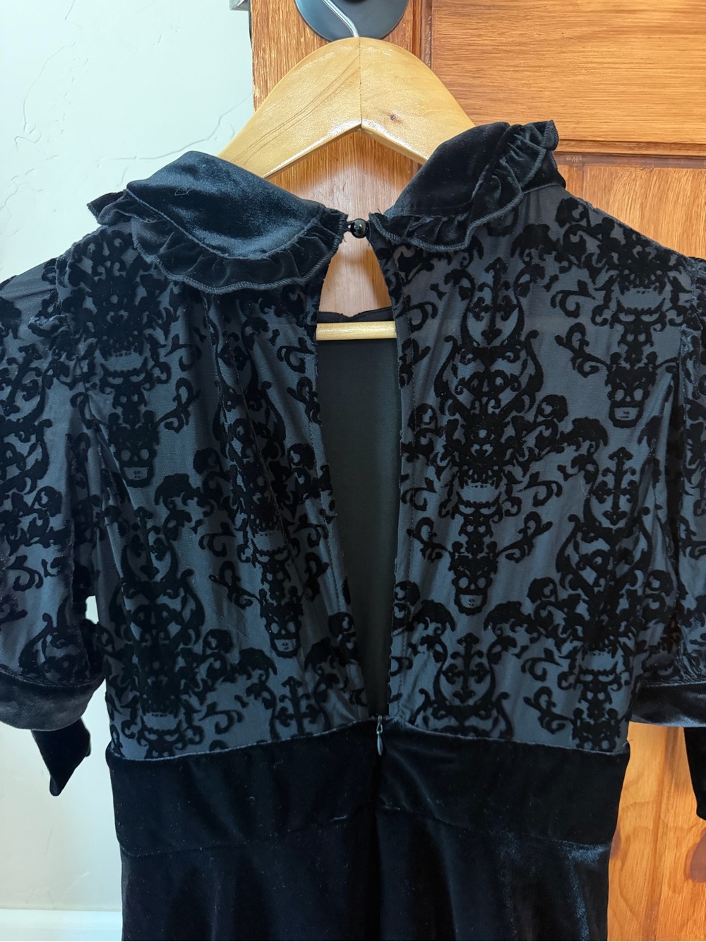 KILLSTAR Black Velvet Damask Skull Pattern Dress - Medium - Gothic Mini - Picture 8 of 9